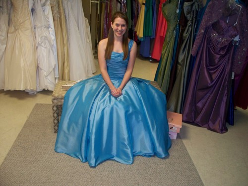 beautiful prom dresses in cleveland